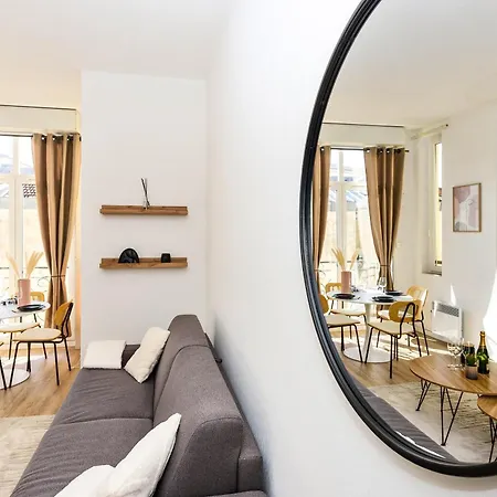 Jardin Des Muses Ii - Somptueux 2 Pieces - Carre D'or * مينتون