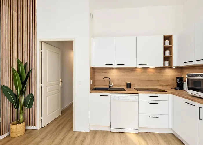 Jardin Des Muses Ii - Somptueux 2 Pieces - Carre D'or アパート *