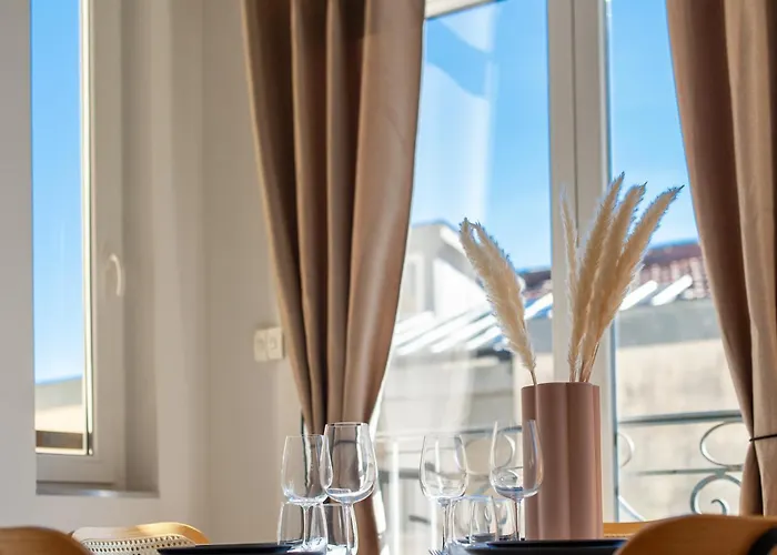 Appartement Jardin Des Muses Ii - Somptueux 2 Pieces - Carre D'or Menton